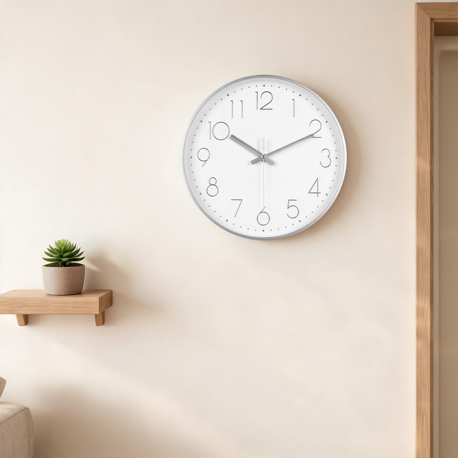 IvoQ Moderne Wandklok 30 cm - 3D Muurklok met Stil Uurwerk - Analoog - Zilver/Wit