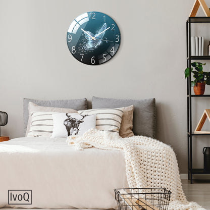 IvoQ Stijlvolle Groene Klok met Vlinder Design Ø 30 cm-IvoQ