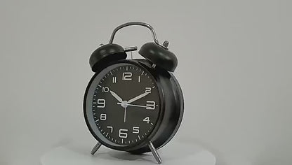 IvoQ Wekker Retro Wit Luid